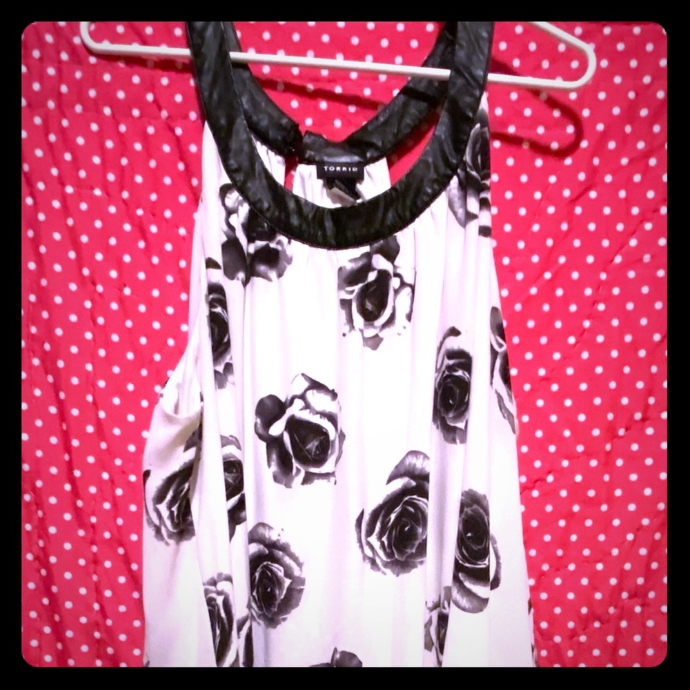 Torrid Hi-low blouse with faux leather trim neck.